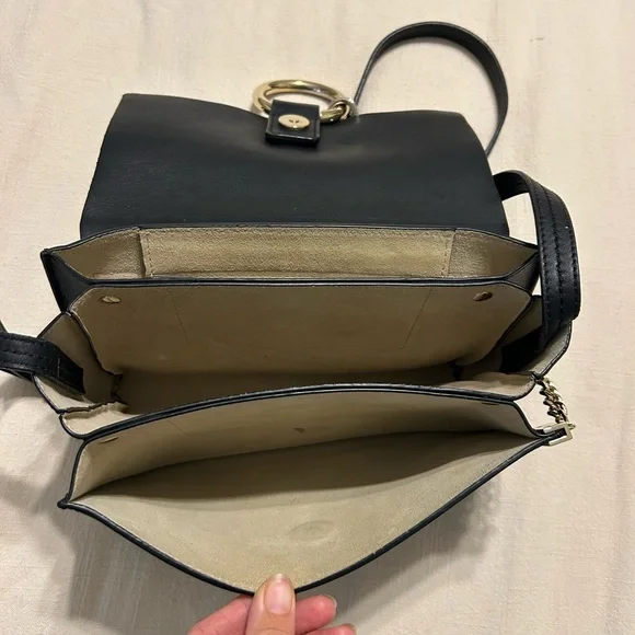 Chloe Faye Small Leather Crossbody - Picture 4 of 8